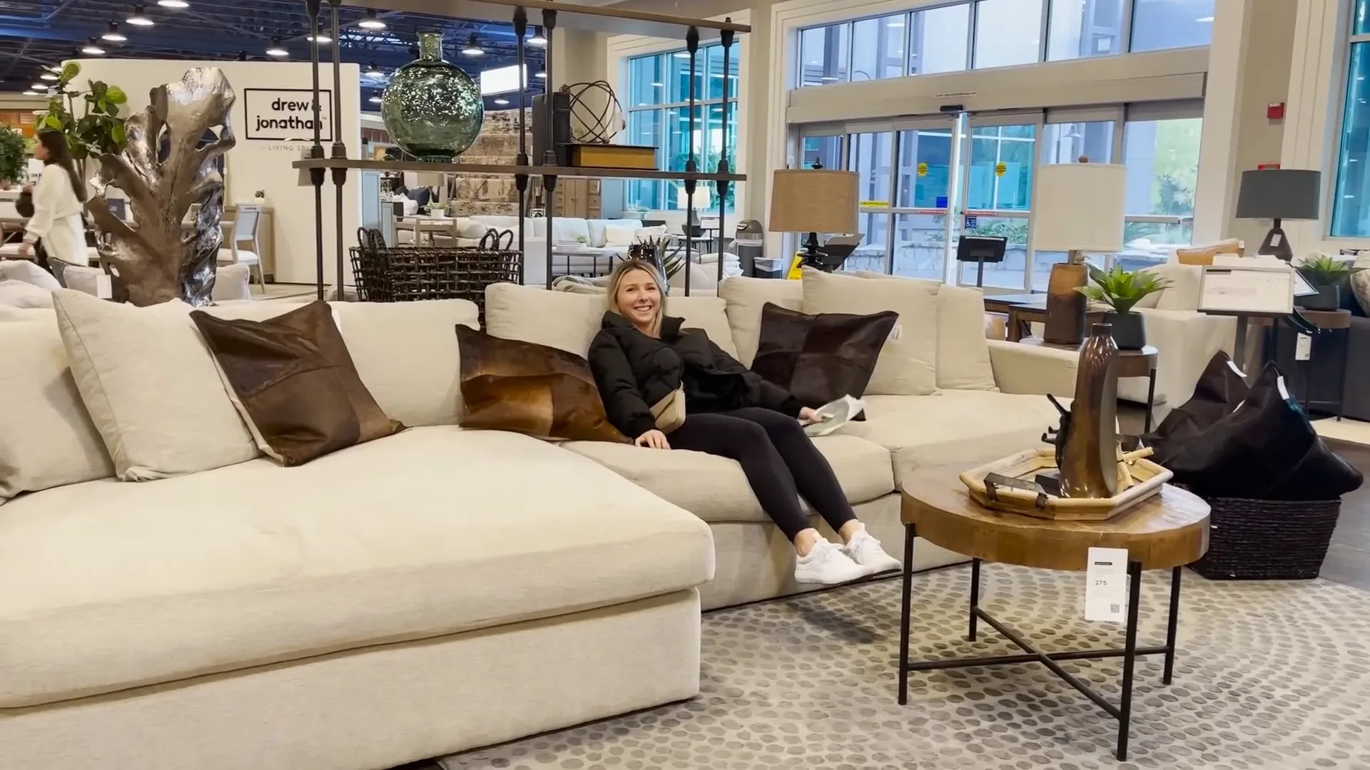 Choosing the sofa for the family room